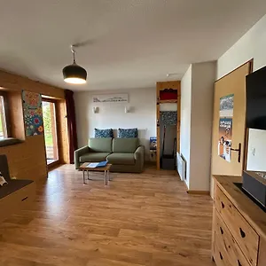 https://balcon-de-recoin-2-personnes.hotels-rhonealpes.com